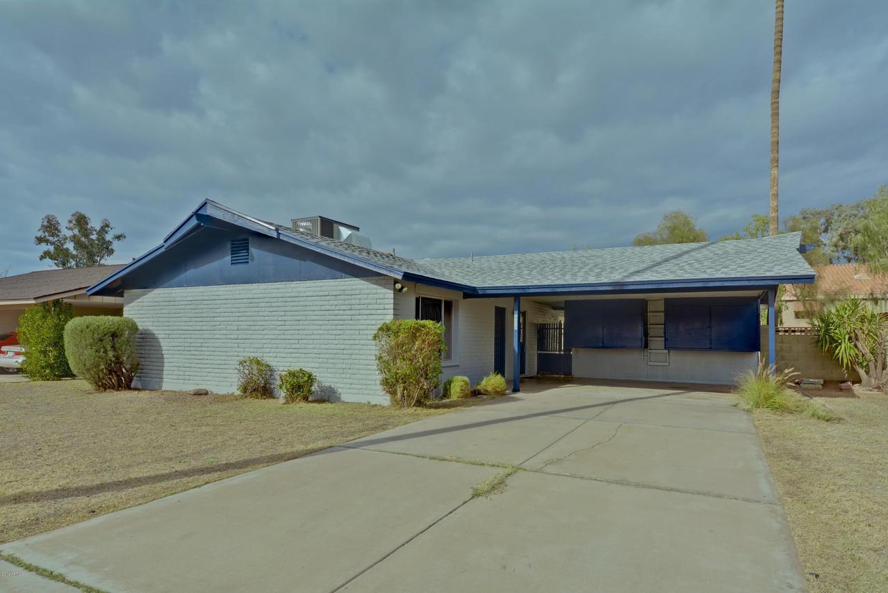 2330 E Pebble Beach Dr., Tempe, AZ 85282