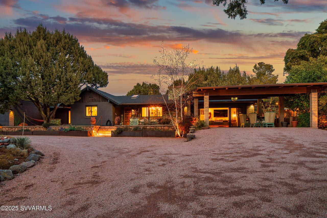 230 Deer Trail Dr., Sedona, AZ 86336