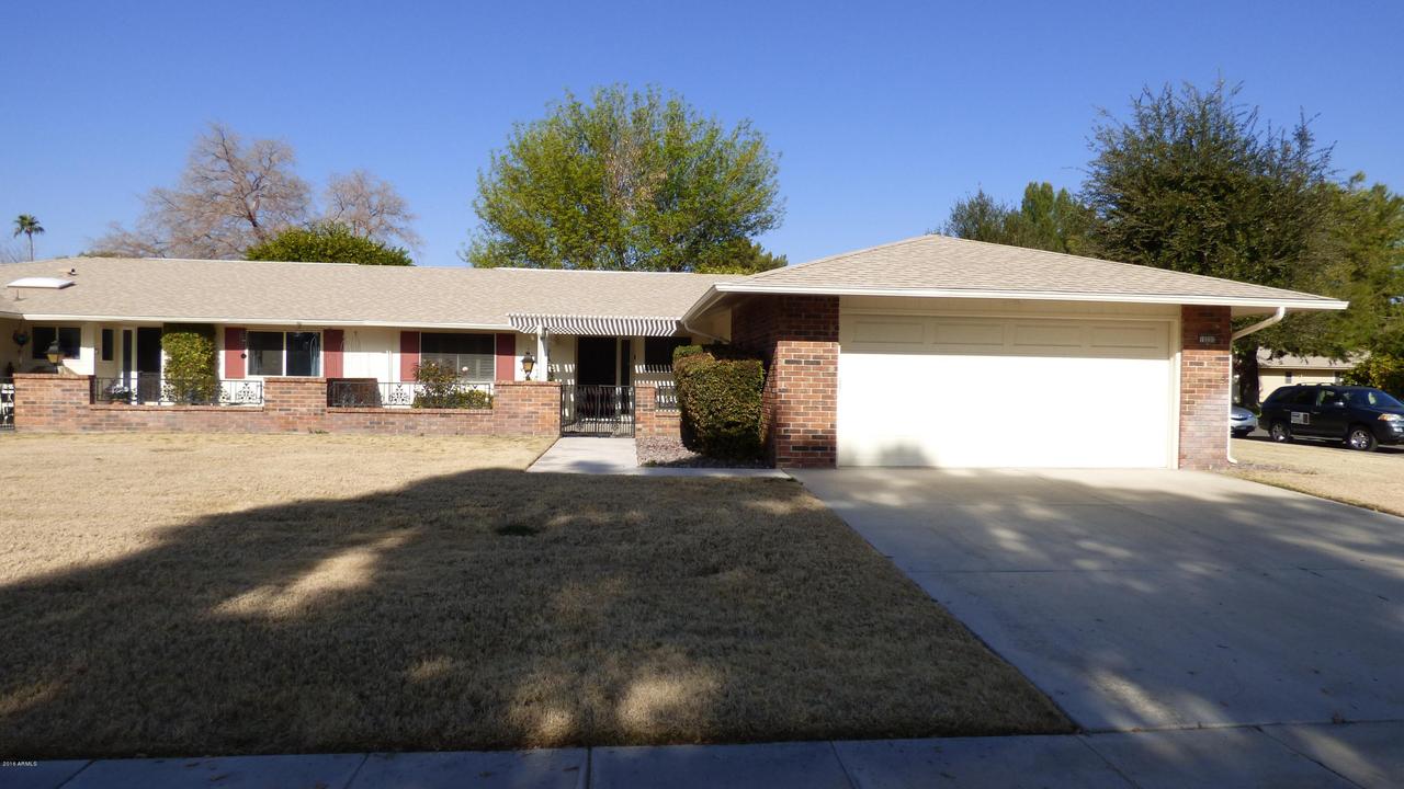 10202 W Highwood Ln., Sun City, AZ 85373