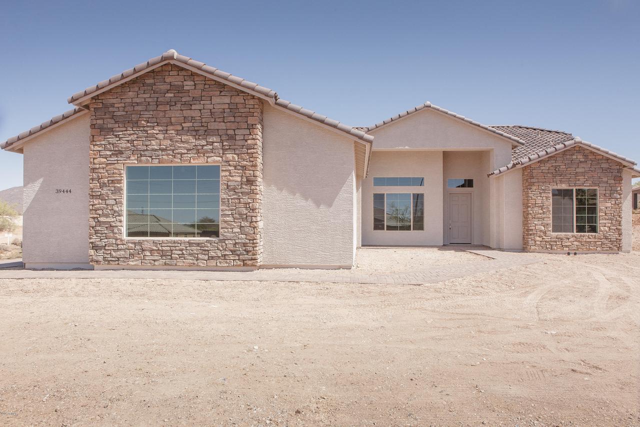 39444 N 7th St., Phoenix, AZ 85086