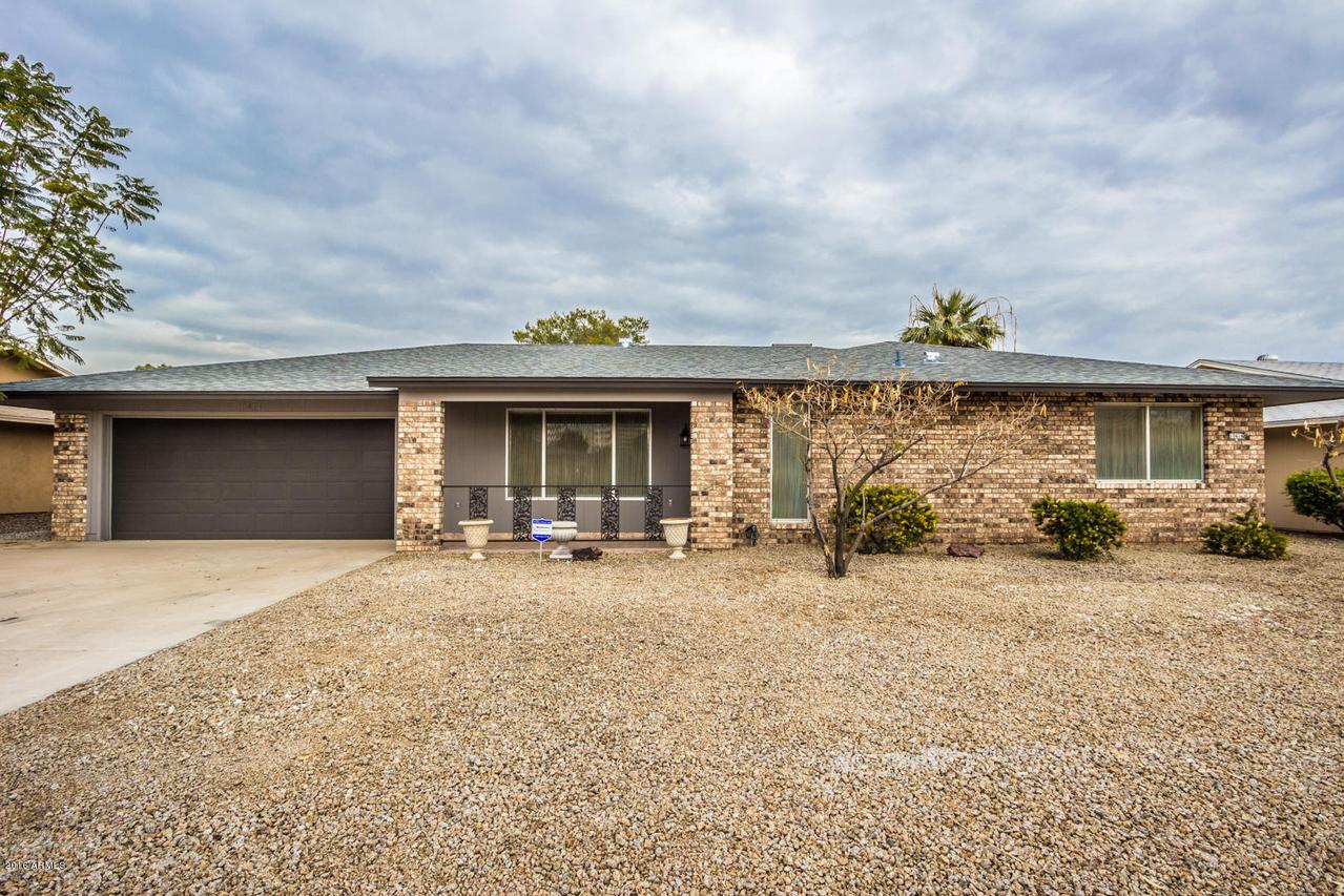 10414 W Concho Cir., Sun City, AZ 85373