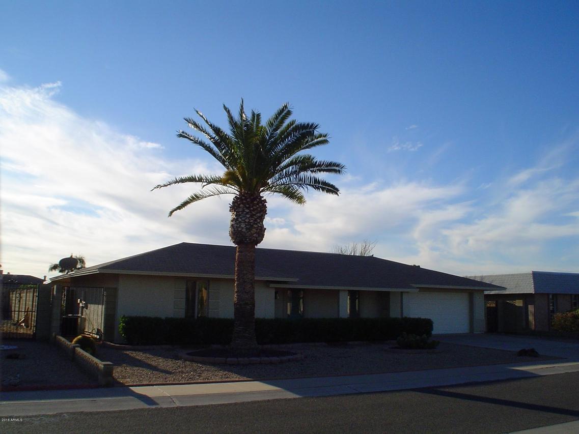 11001 W Edgewood Dr., Sun City, AZ 85351