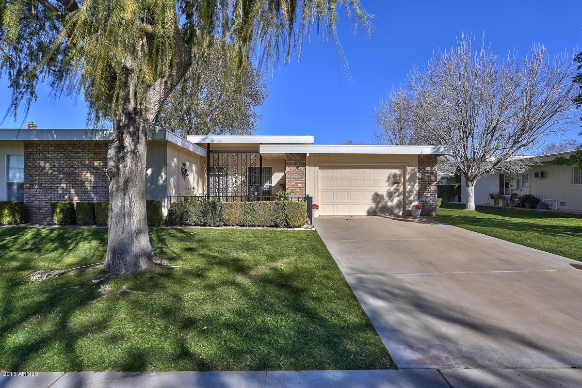 10326 W Willowbrook Dr., Sun City, AZ 85373