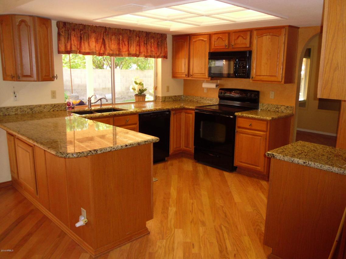 5527 W Ironwood Dr., Glendale, AZ 85302