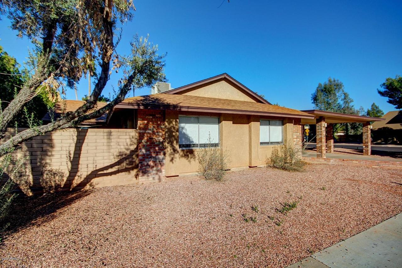 2620 S Longmore St., Mesa, AZ 85202