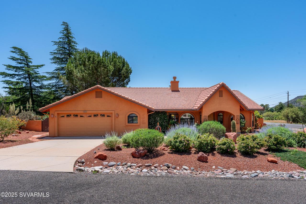 20 W Valley Dr., Sedona, AZ 86351