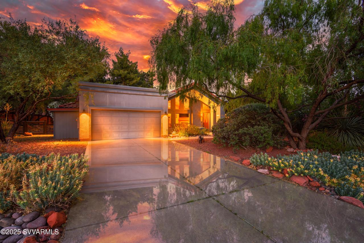 80 Cathedral Rock Dr., Sedona, AZ 86351