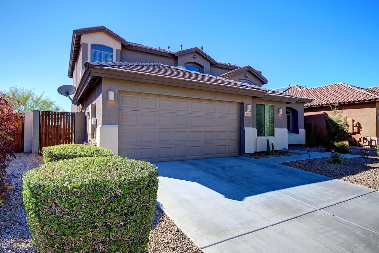 2439 W Long Shadow Tr., Phoenix, AZ 85085