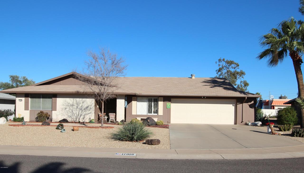 17019 N 95th Dr., Sun City, AZ 85373