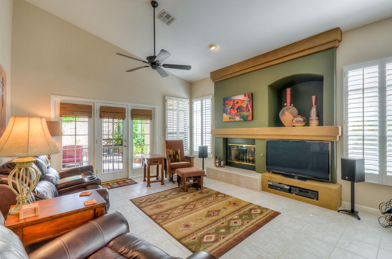 6334 E Viewmont Dr. #19, Mesa, AZ 85215