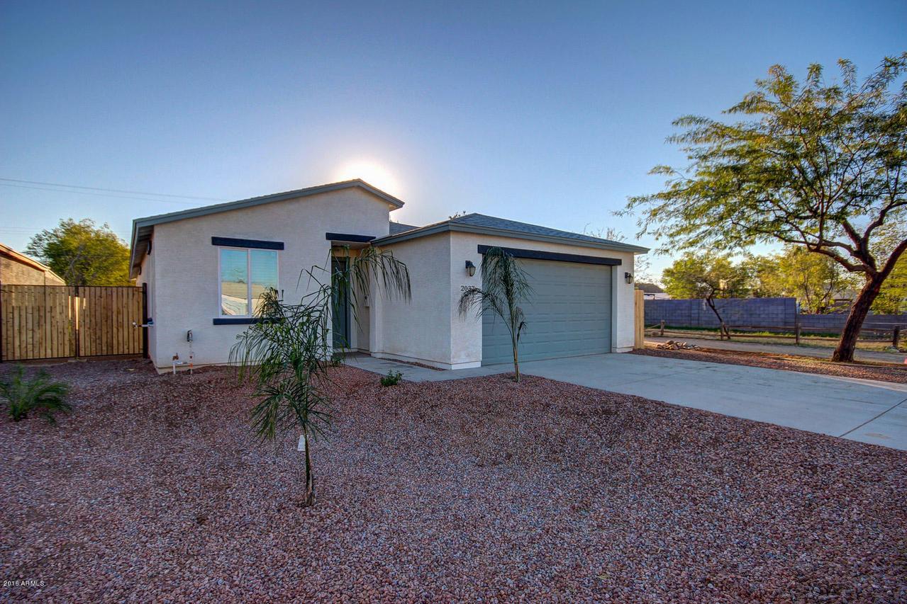 2037 N 22nd Pl., Phoenix, AZ 85006