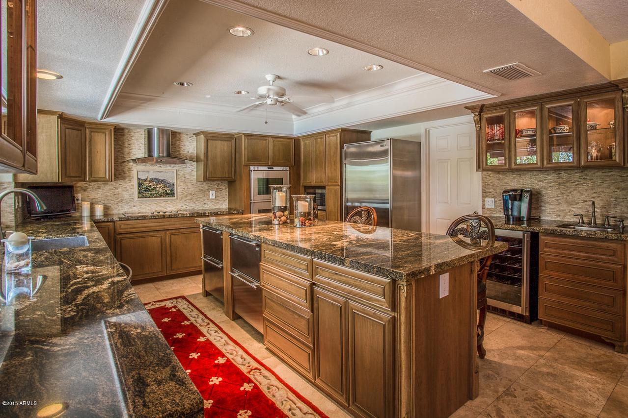 8631 E Thoroughbred Tr., Scottsdale, AZ 85258