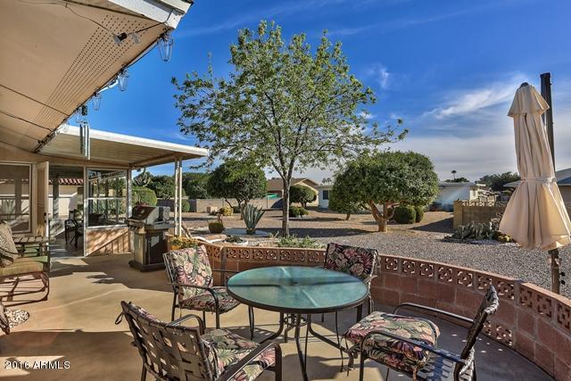 9551 W Spanish Moss Ln., Sun City, AZ 85373
