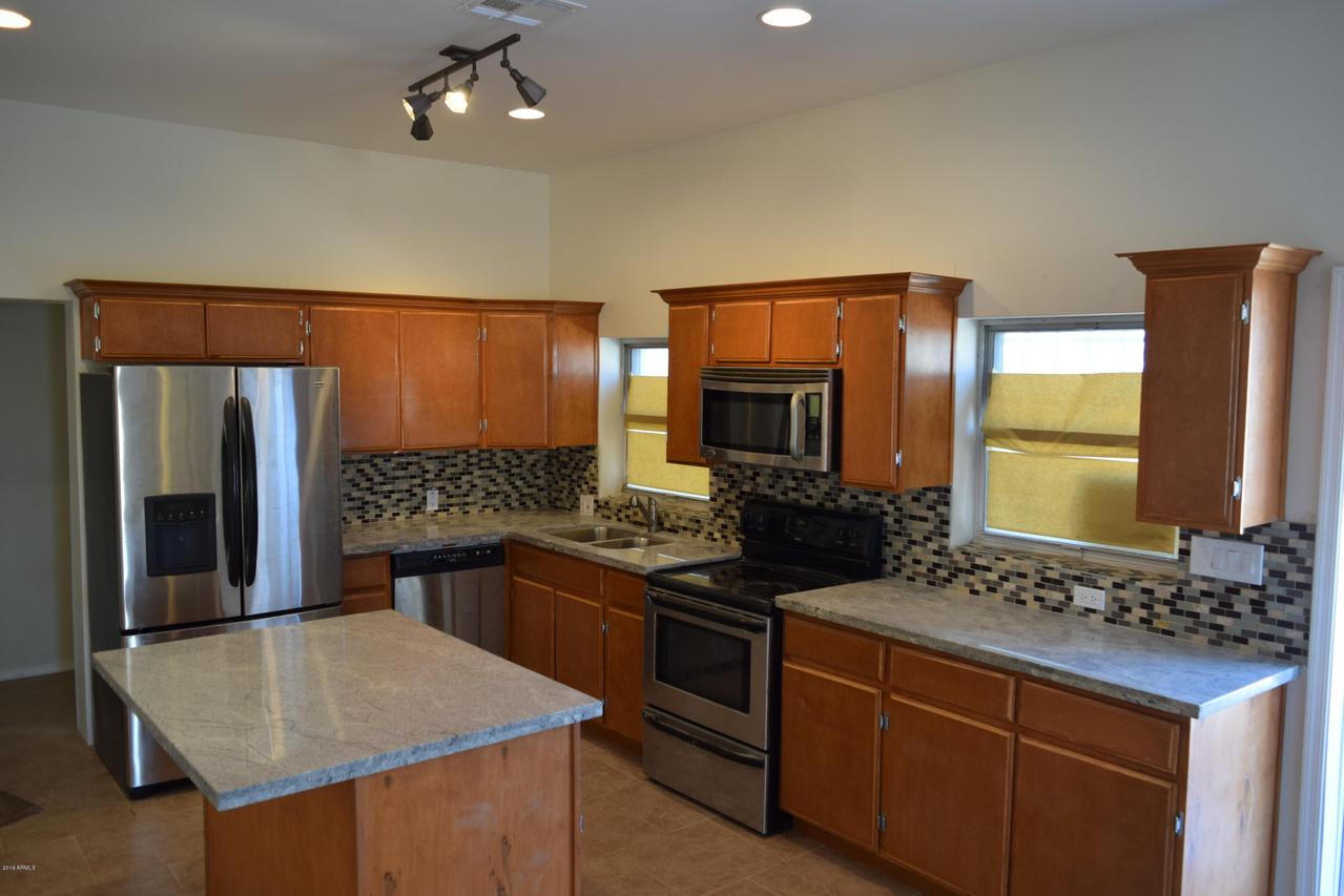 812 S 4th Ave., Phoenix, AZ 85003