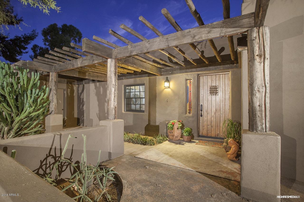 5530 E Clinton St., Scottsdale, AZ 85254