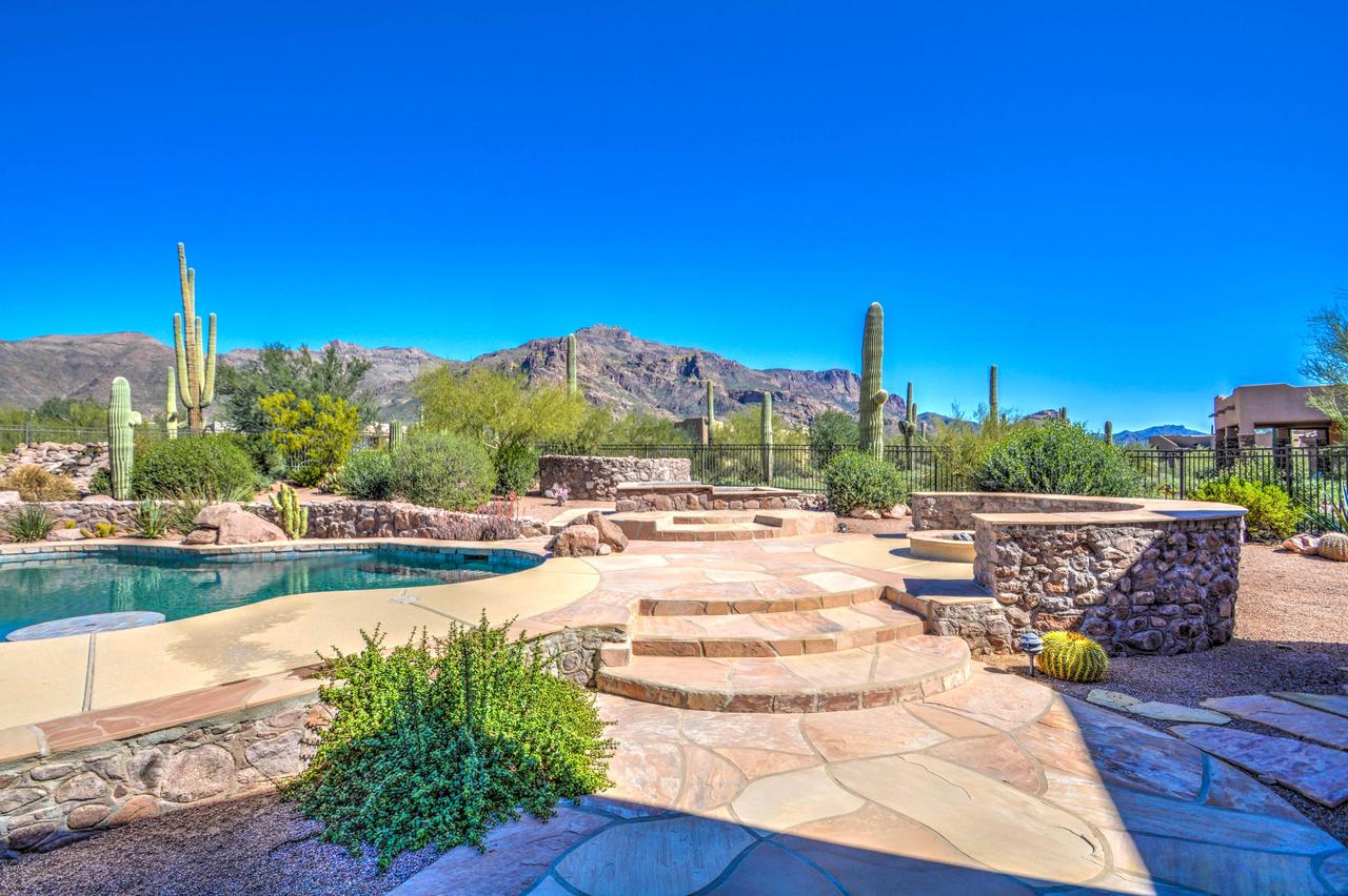 10654 E Running Water Dr., Gold Canyon, AZ 85118