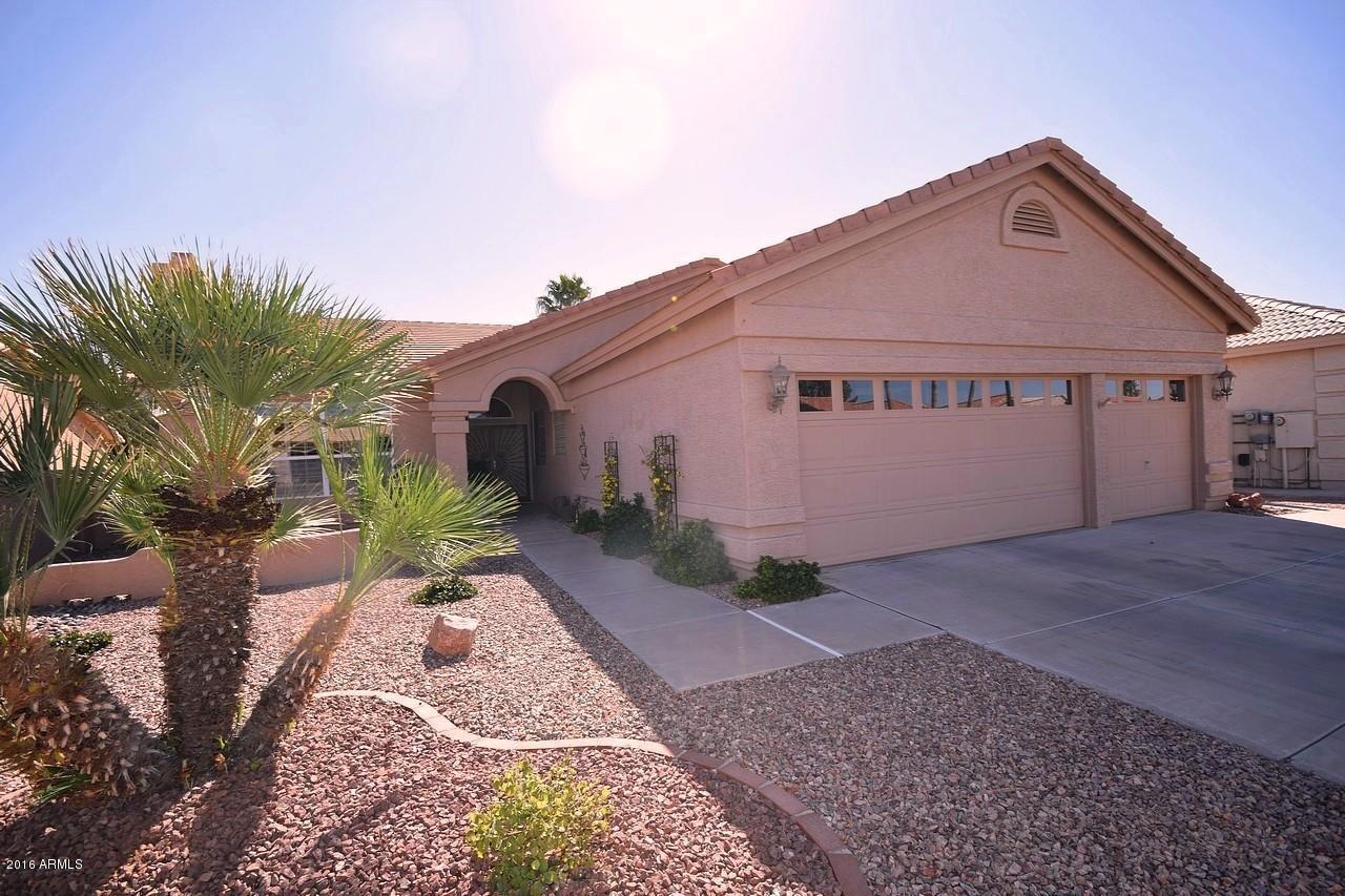 10621 E Nacoma Dr., Sun Lakes, AZ 85248