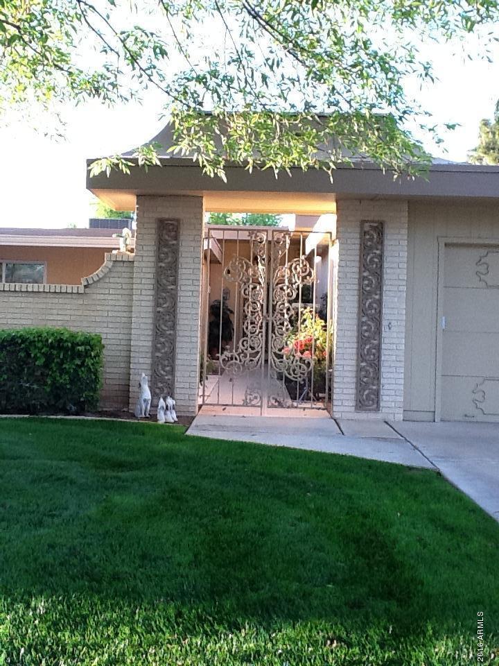 10329 W Spanish Moss Ln., Sun City, AZ 85373