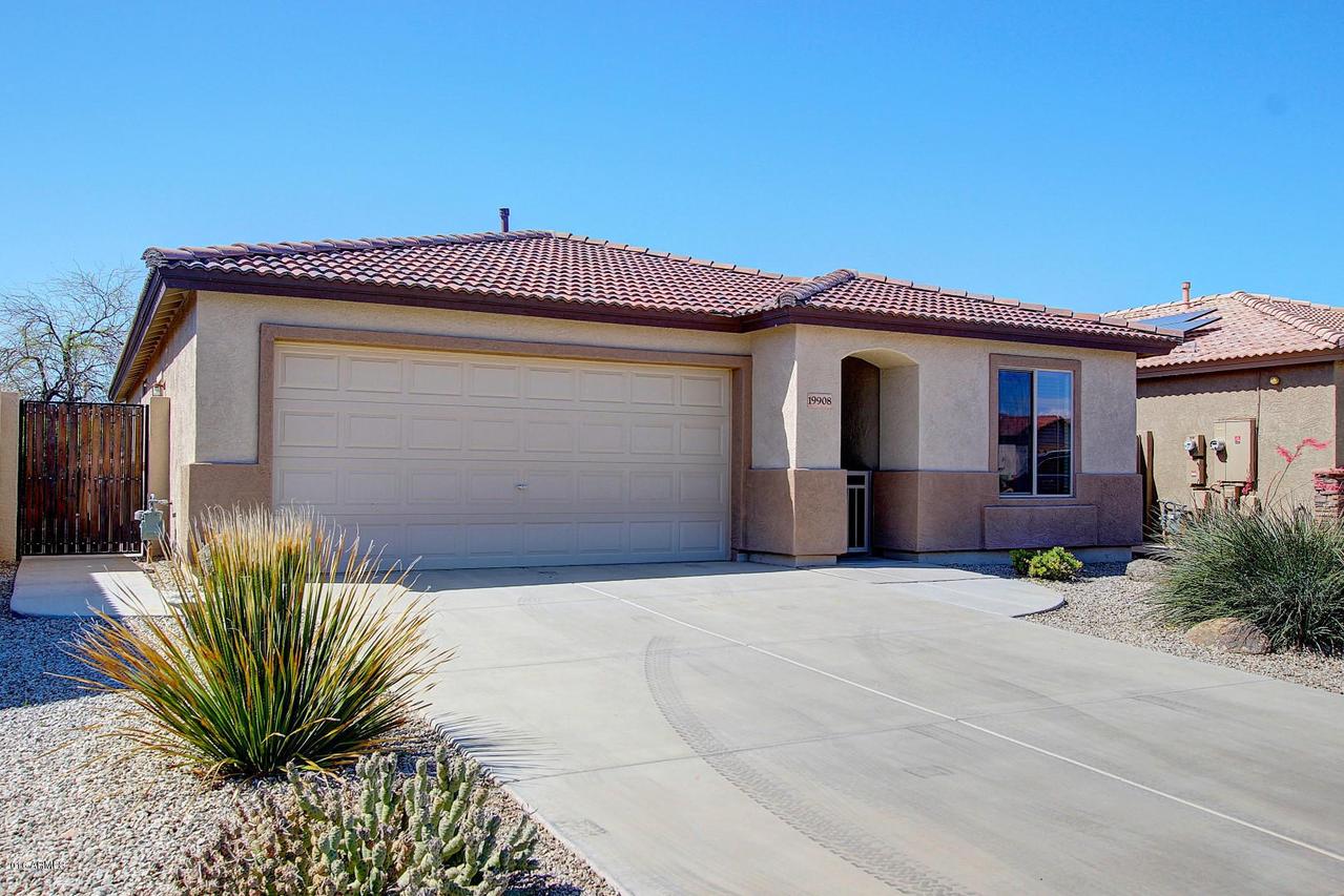 19908 N 108th Ave., Sun City, AZ 85373