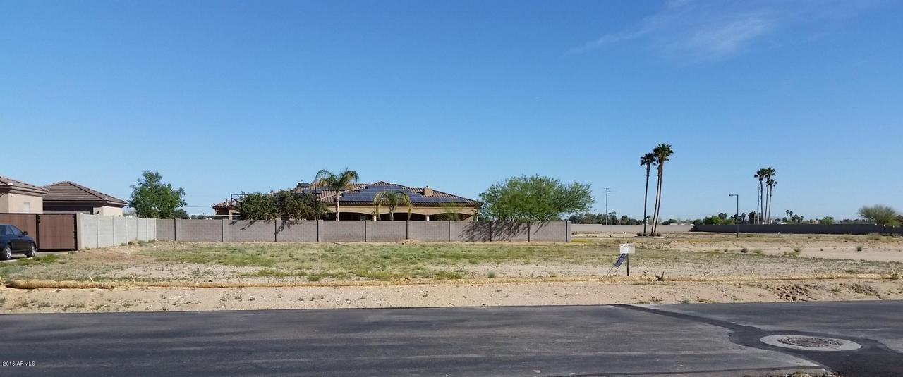 18130 W Rancho Dr. #19, Litchfield Park, AZ 85340