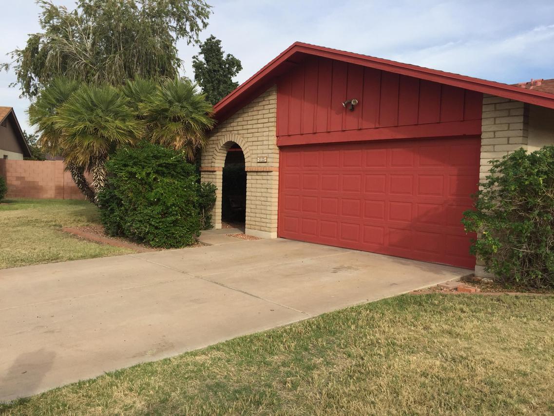 3135 W Woodridge Dr., Phoenix, AZ 85053