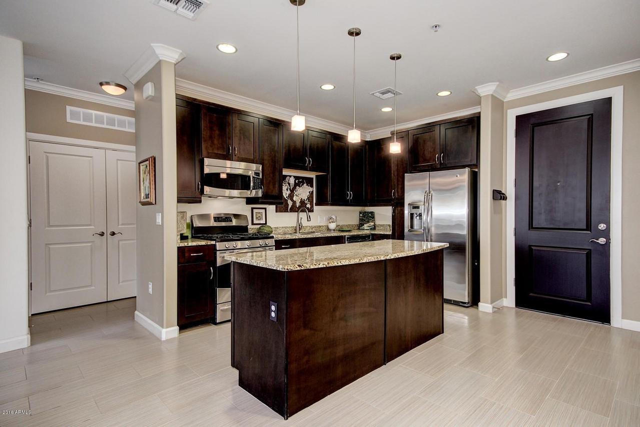 7291 N Scottsdale Rd. #2006, Scottsdale, AZ 85253