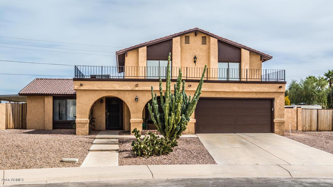2037 N 63rd Pl., Mesa, AZ 85215