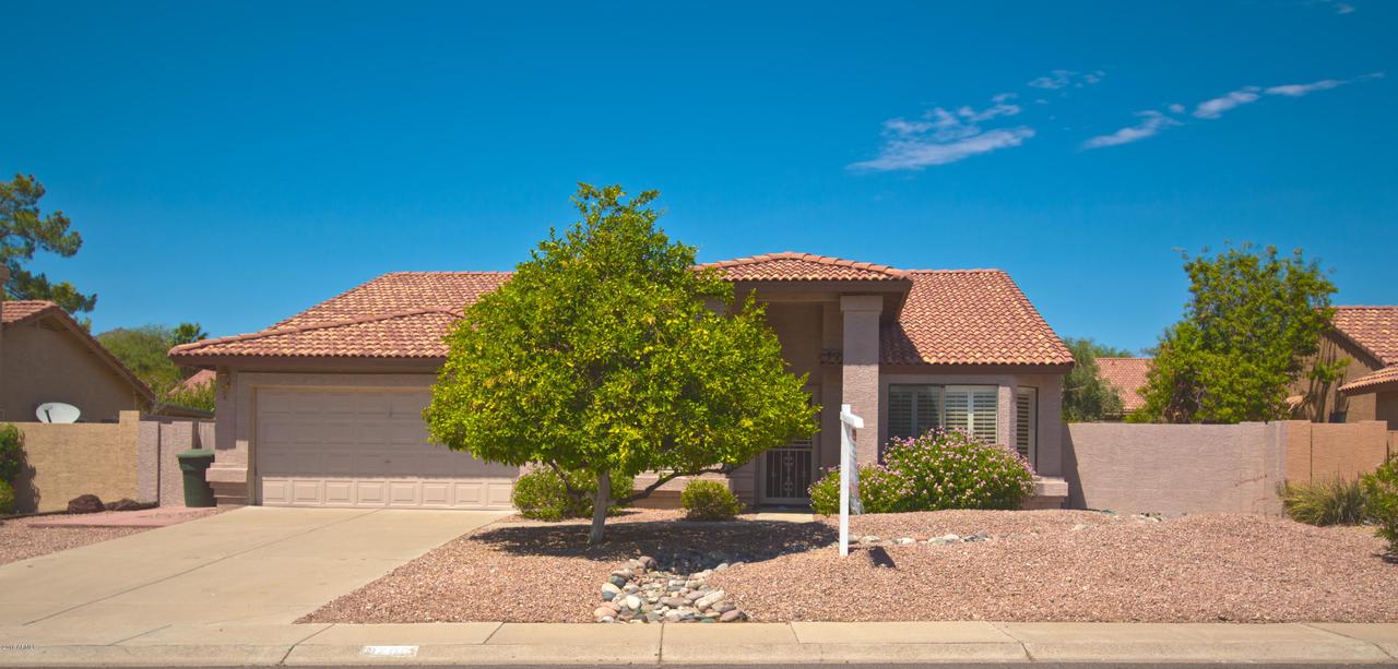 3706 E Desert Flower Ln., Phoenix, AZ 85044