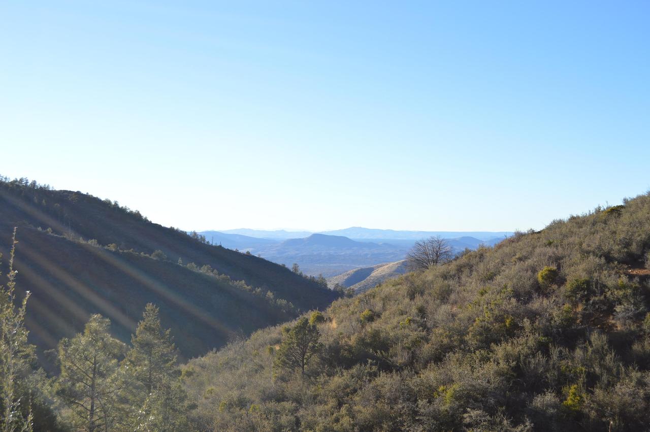 925 N Westview Dr., Prescott, AZ 86301