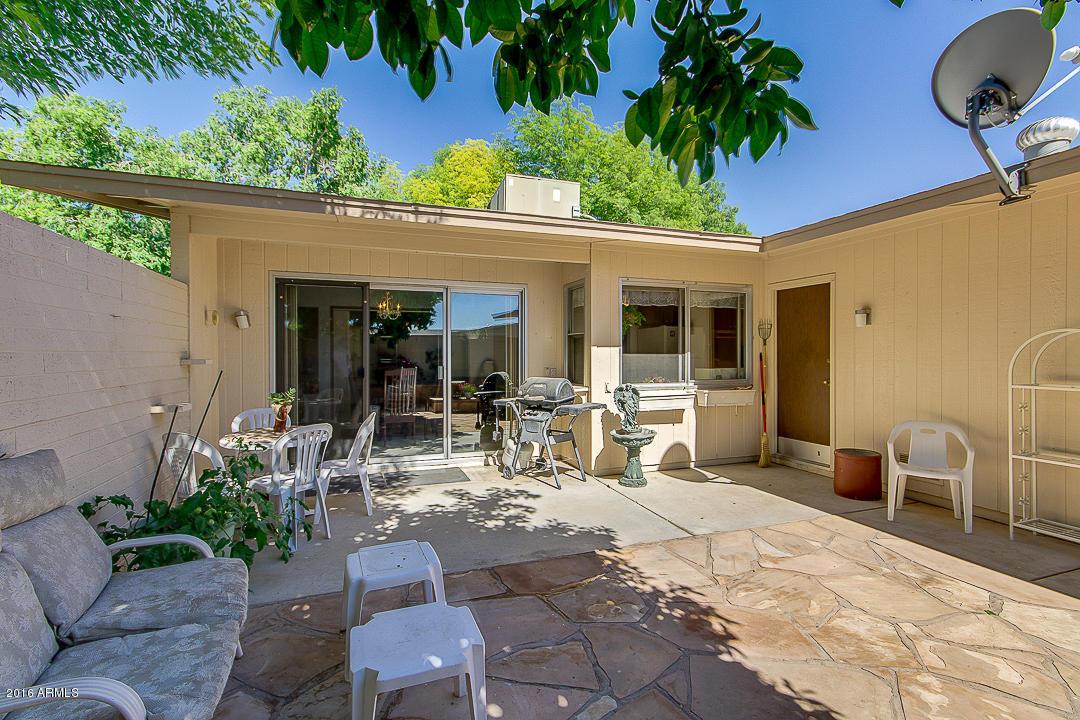 10523 W Highwood Ln., Sun City, AZ 85373