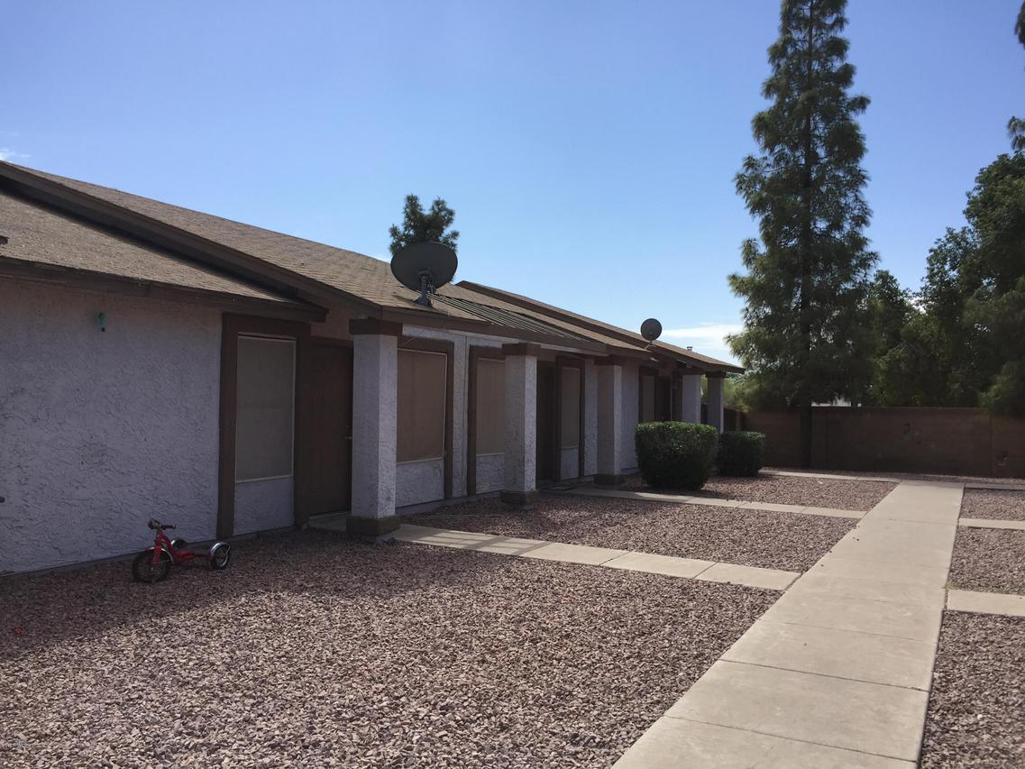 2813 E Capri Cir., Mesa, AZ 85204