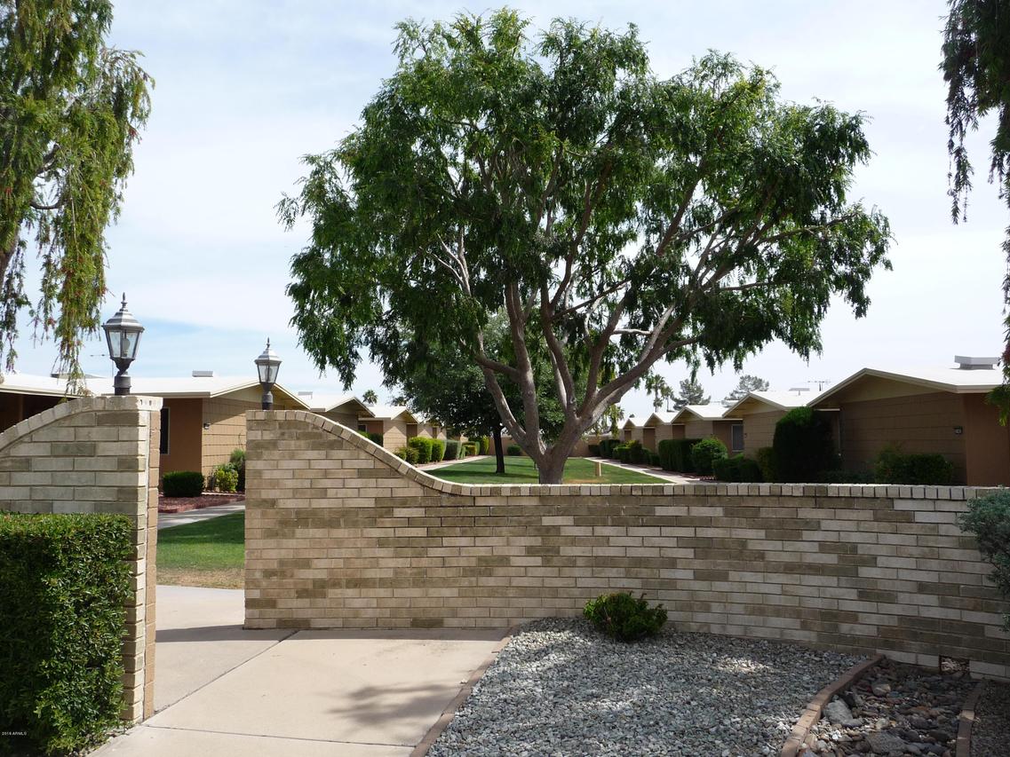 17447 N 99th Dr., Sun City, AZ 85373