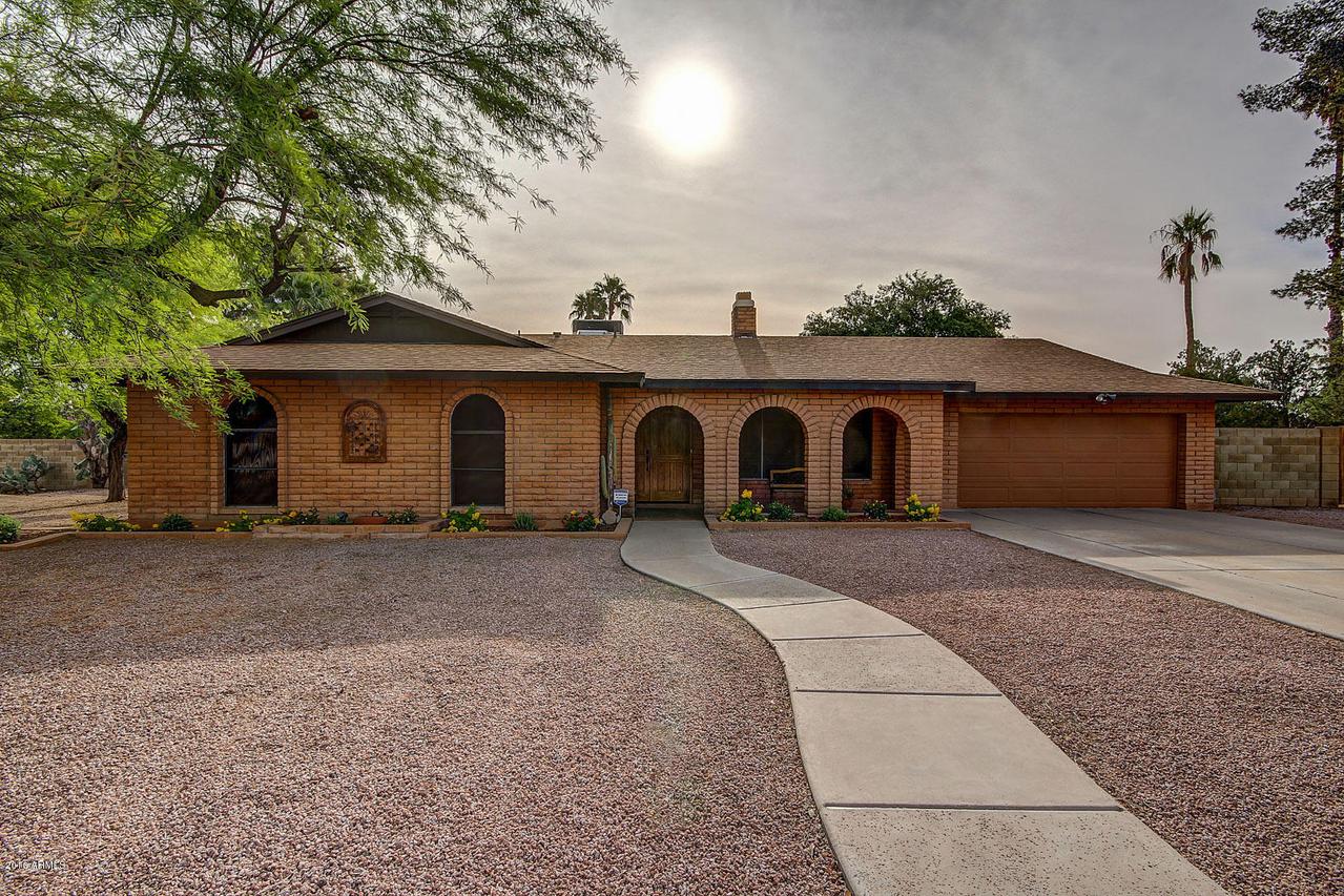 11049 N 42nd St., Phoenix, AZ 85028