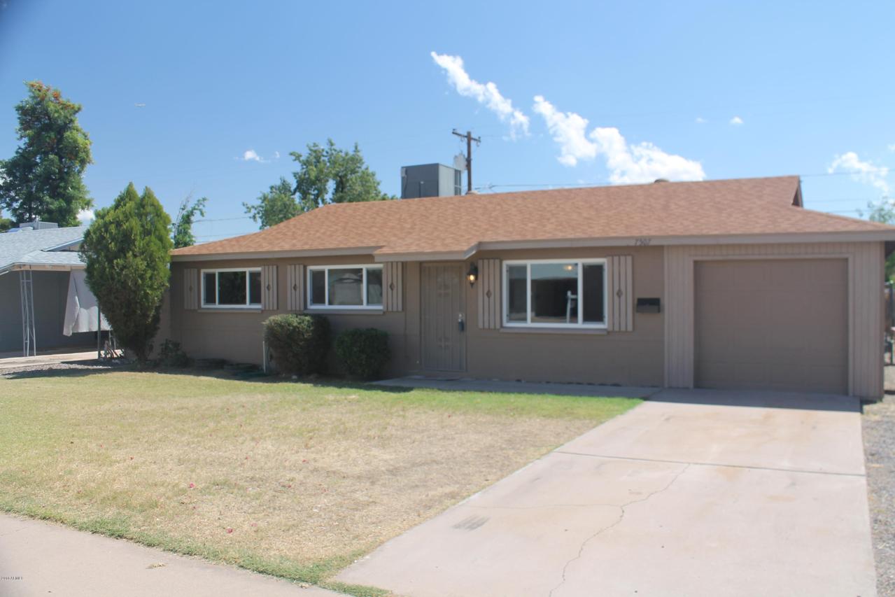 7507 E Mckinley St., Scottsdale, AZ 85257