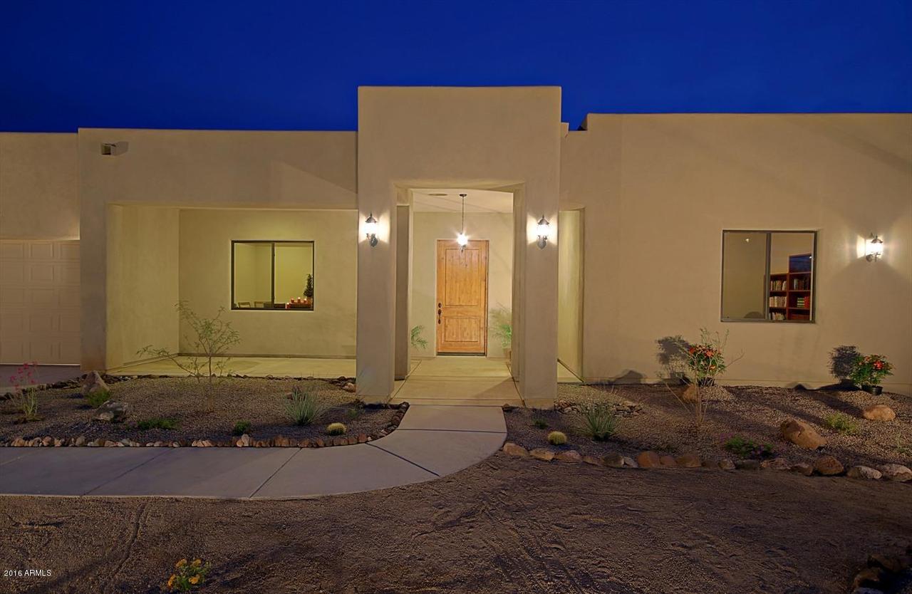 2123 W Desert Hills Dr., Phoenix, AZ 85086