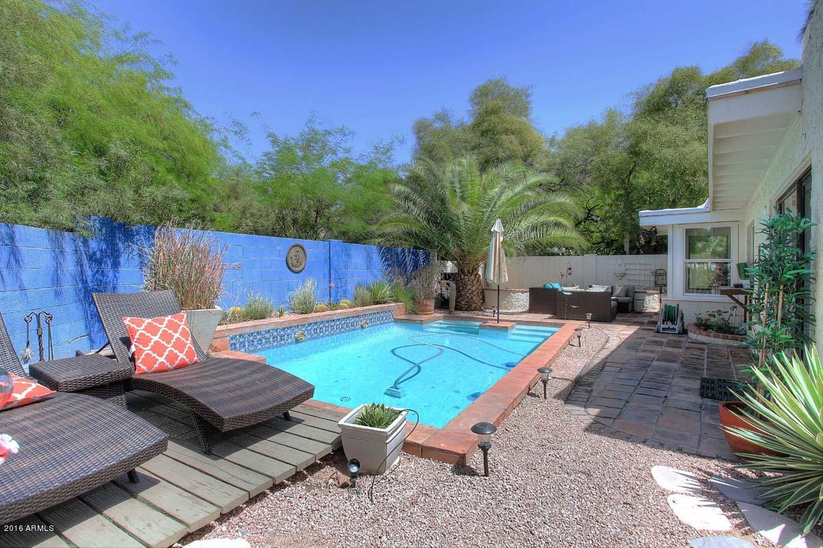1914 E Winter Dr., Phoenix, AZ 85020