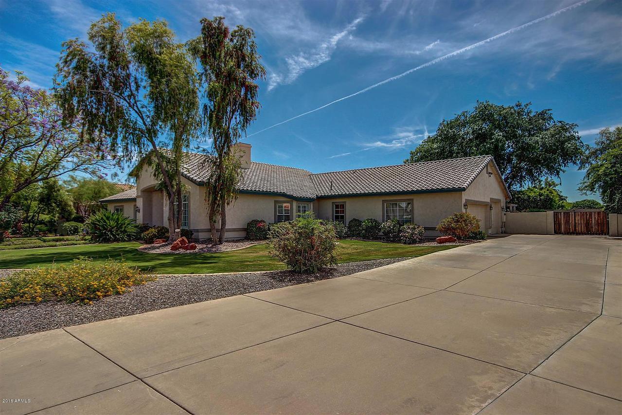 4505 E Enrose St., Mesa, AZ 85205