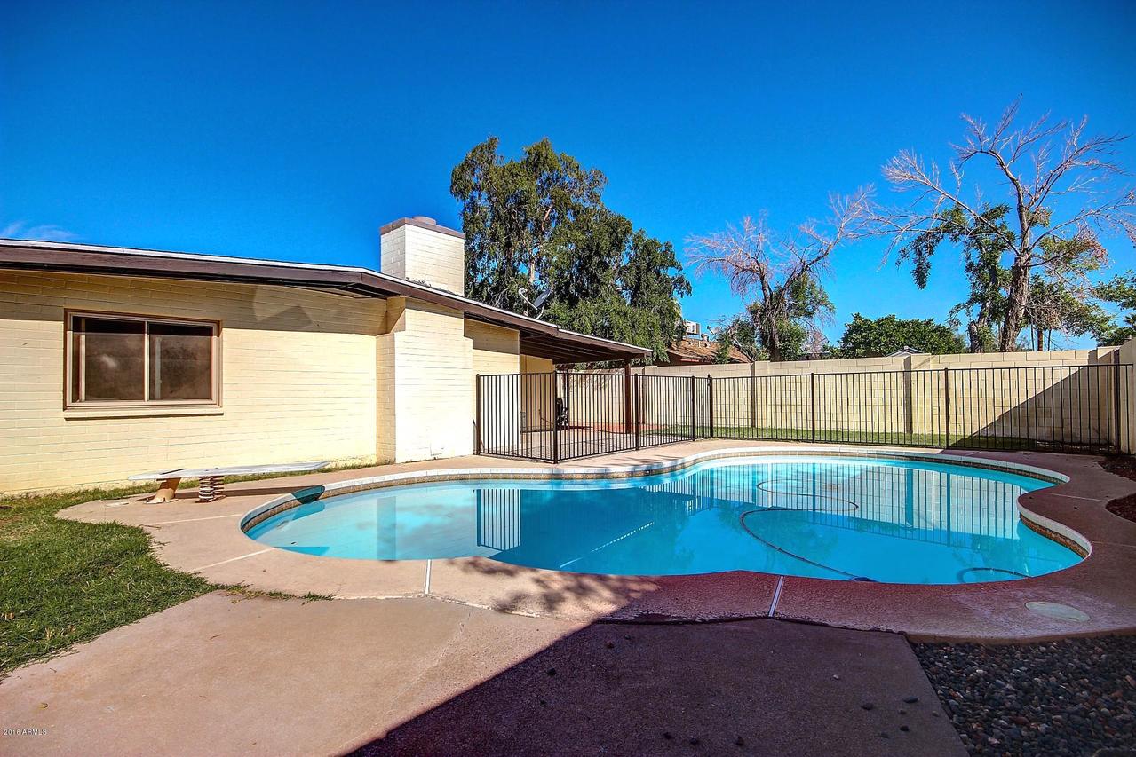 3633 S Cottonwood Dr., Tempe, AZ 85282