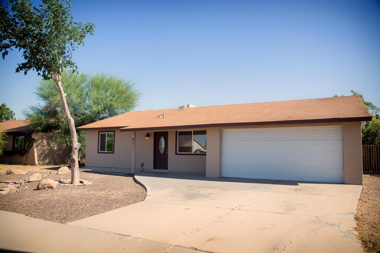 2111 W Western Dr., Chandler, AZ 85224