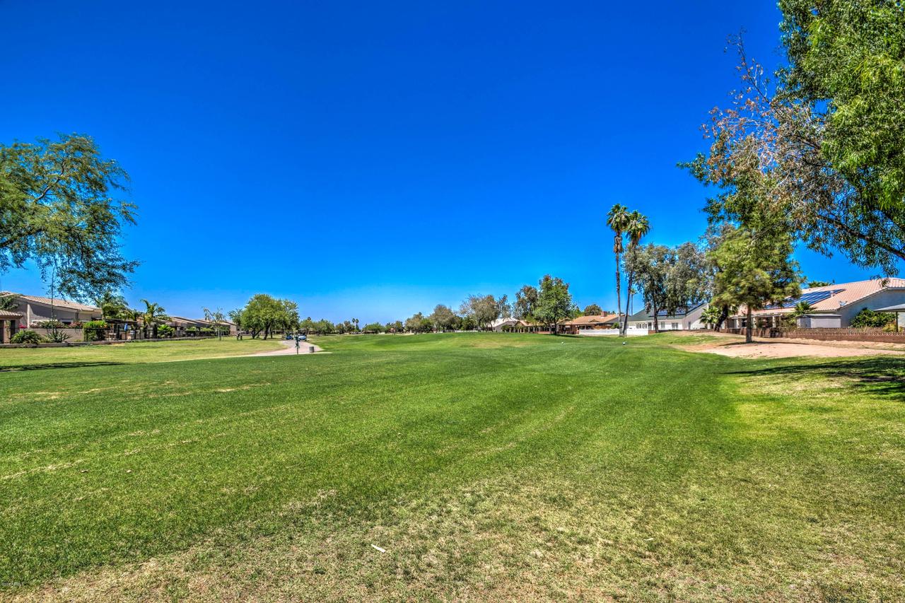 2142 N 63rd Pl., Mesa, AZ 85215