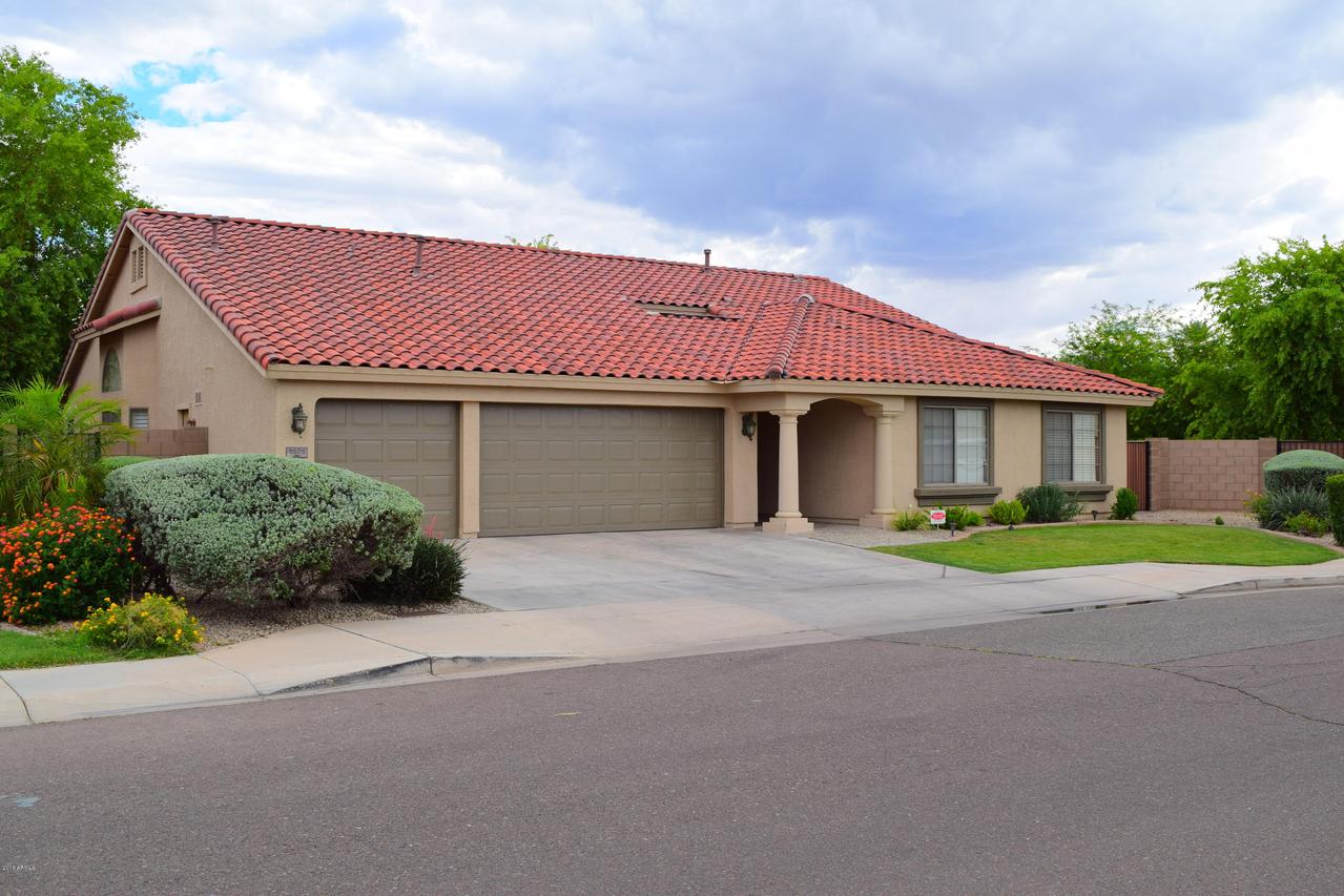 5025 W Siesta Way, Laveen, AZ 85339