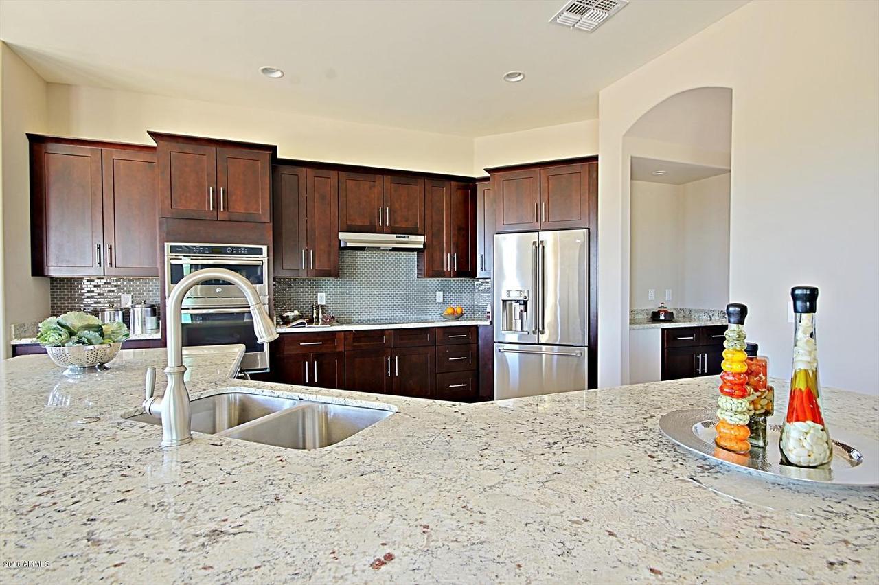 625 W Morse Dr., Desert Hills, AZ 85086