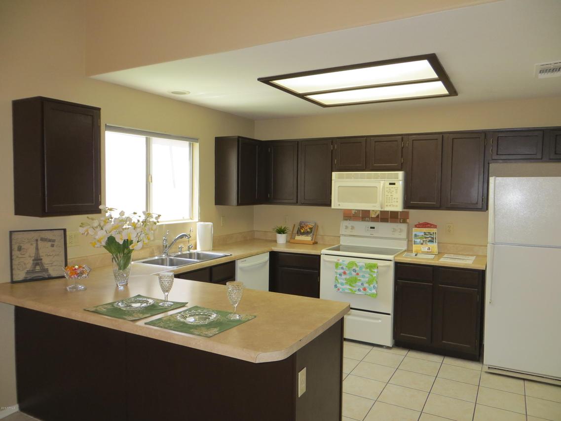 14657 N 90th Dr., Peoria, AZ 85381