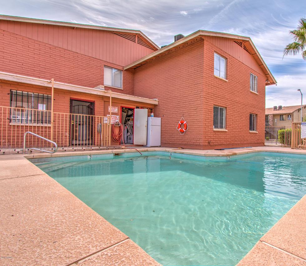 9633 N 17th Ave., Phoenix, AZ 85021