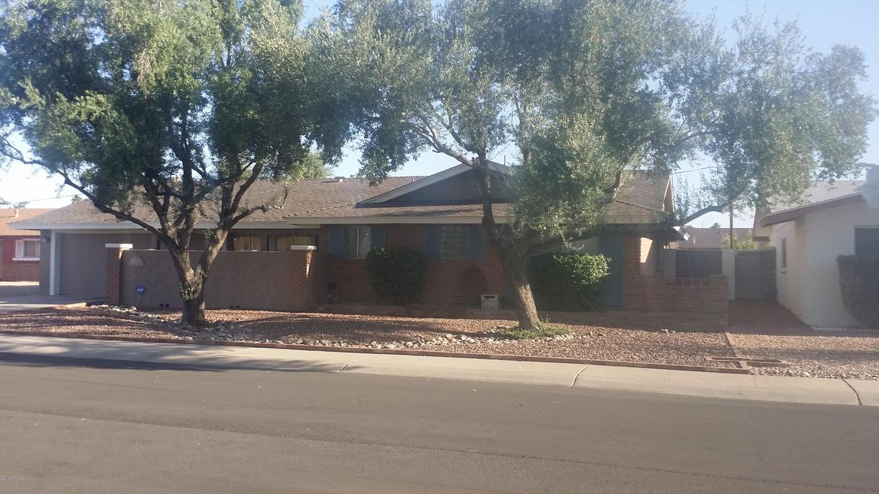 1950 W Meadow Dr., Phoenix, AZ 85023