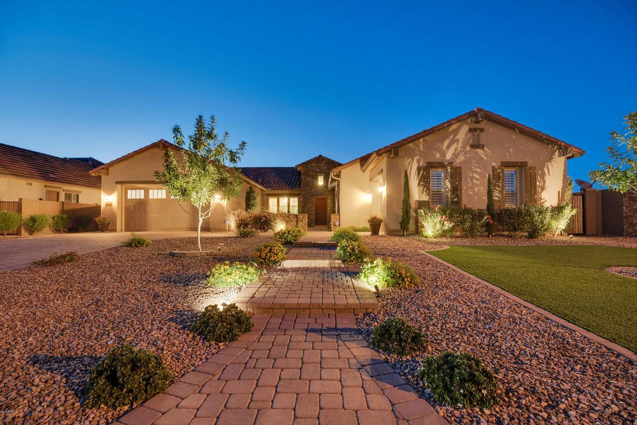 19306 E Pine Valley Dr., Queen Creek, AZ 85142