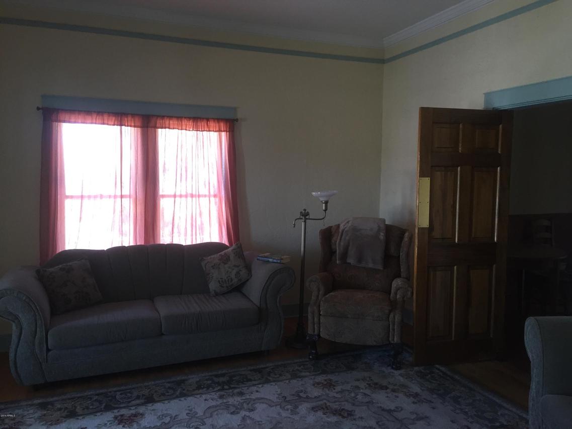 186 S Washington St., Wickenburg, AZ 85390