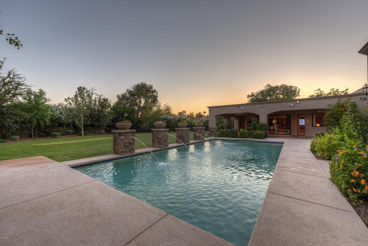 5425 E Shangri La Rd., Scottsdale, AZ 85254