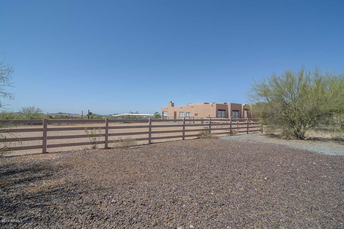 315 E Desert Hills Dr., Phoenix, AZ 85086