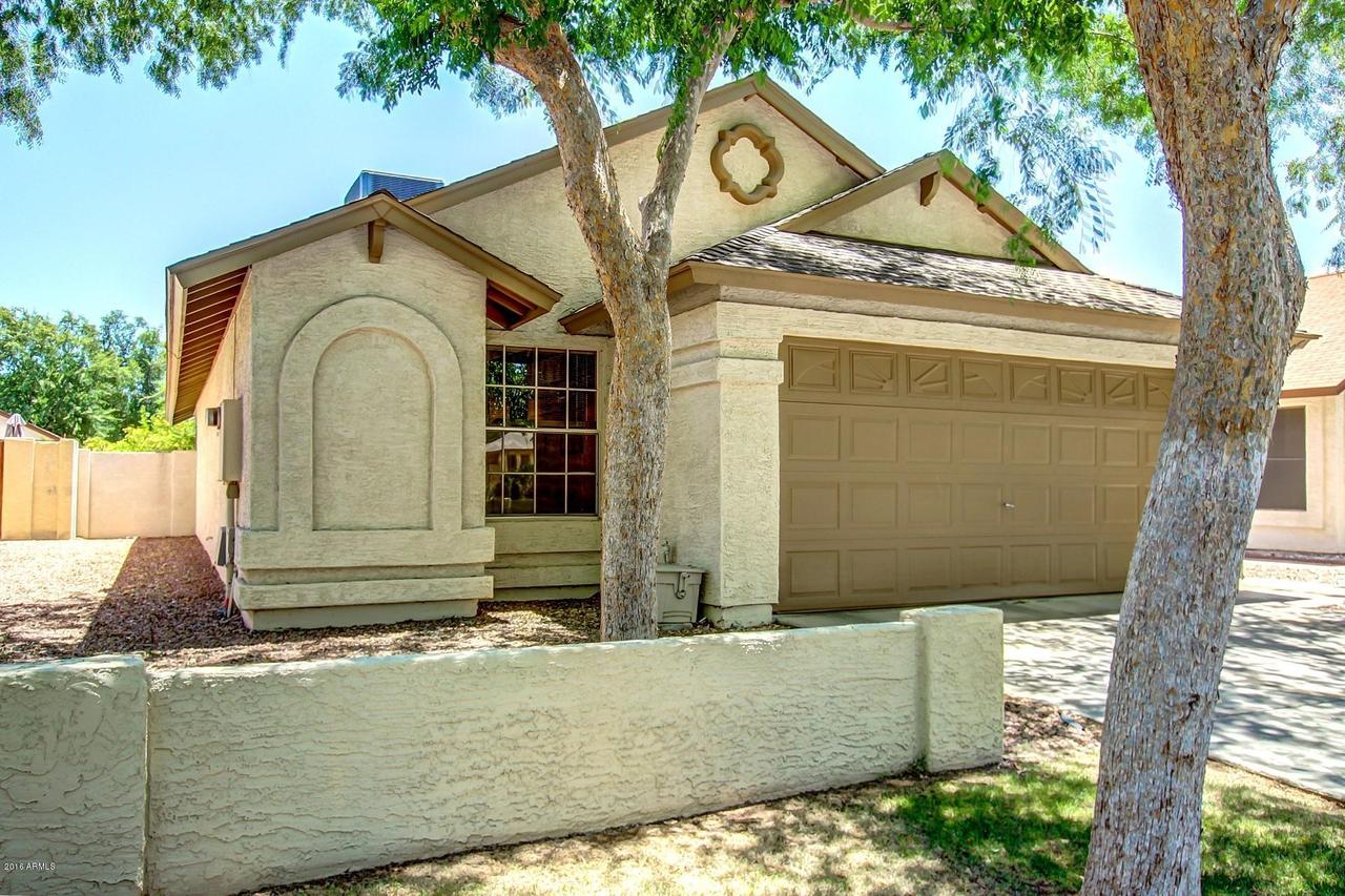 10223 N 66th Dr., Glendale, AZ 85302